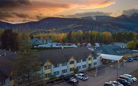 Prestige Hudson Bay Lodge & Conference Centre, Worldhotels Crafted Collection